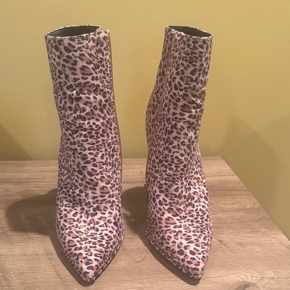 Qupid Leopard Print Heeled Boots